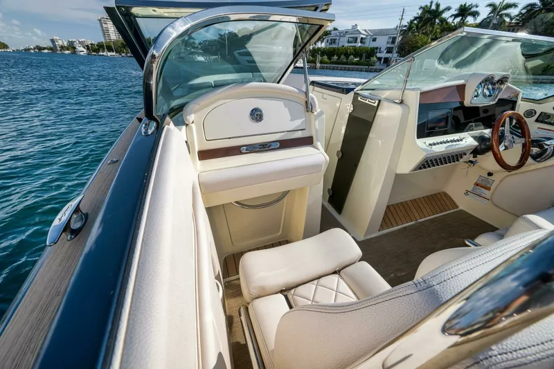 Slide: The Image of Chris-Craft 34 - 2LW - Seating 2021 Chris-Craft 34 Launch - 2LW - 7079721
