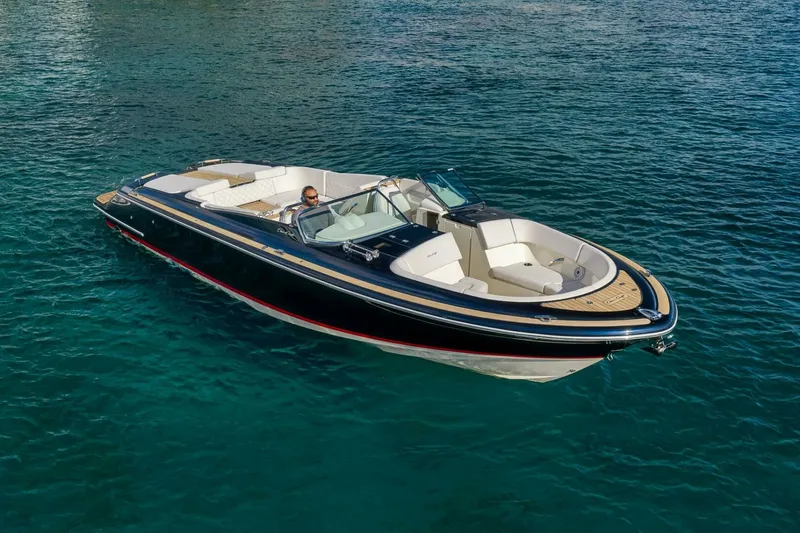 Slide: The Image of Chris-Craft 34 - 2LW - Profile 2021 Chris-Craft 34 Launch - 2LW - 7079739