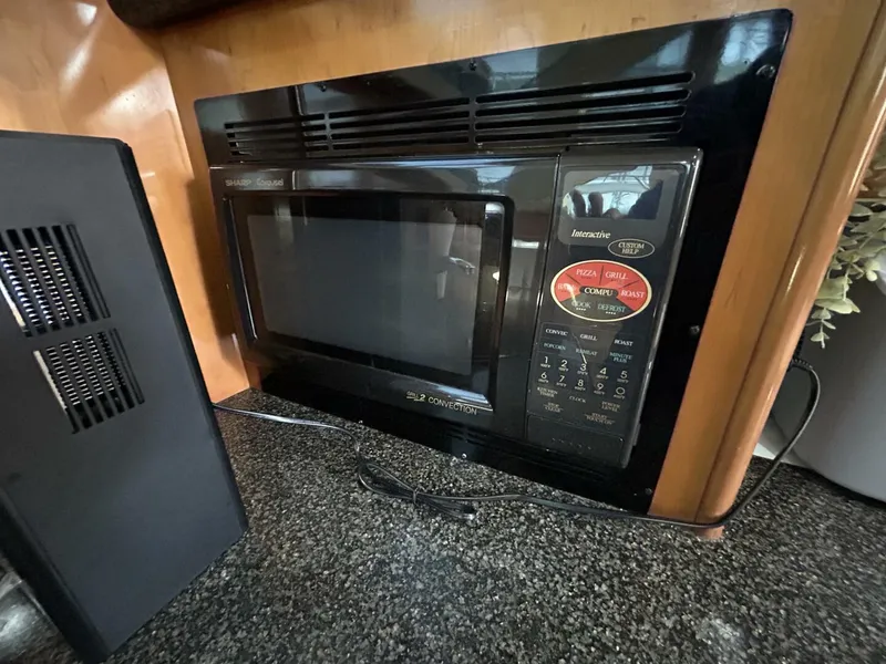 Slide: The Image of Carver Yachts 366 MY 2005 - 5986075