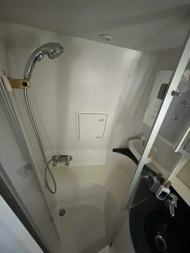 Slide: The Image of Carver Yachts 366 MY 2005 - 5986090