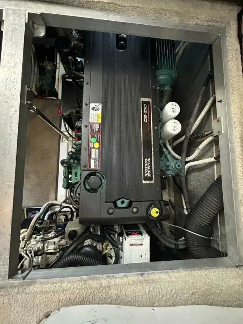 Slide: The Image of Carver Yachts 366 MY 2005 - 5986094