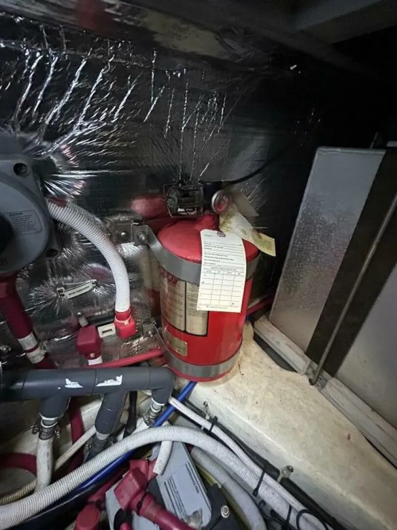 Slide: The Image of Carver Yachts 366 MY 2005 - 5986098