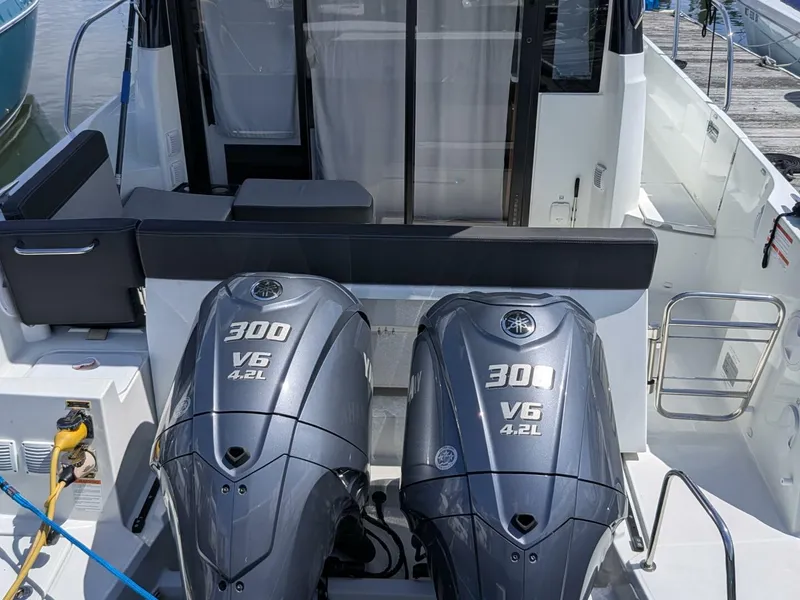 Slide: The Image of Jeanneau NC 1095 Weekender 2023 - 5983070