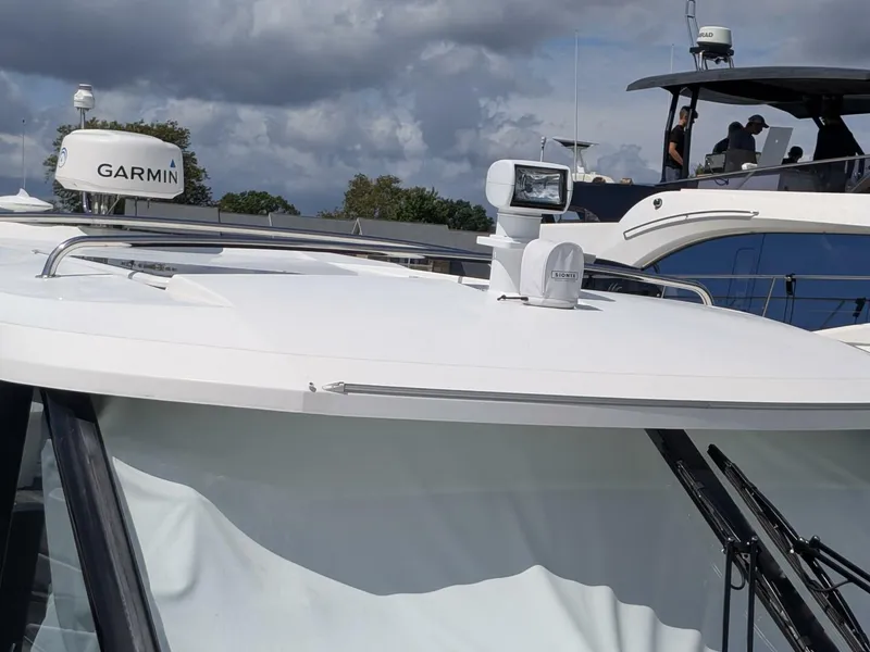 Slide: The Image of Jeanneau NC 1095 Weekender 2023 - 5983088