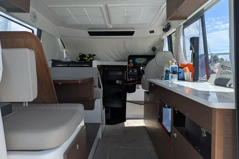 Slide: The Image of Jeanneau NC 1095 Weekender 2023 - 5983096