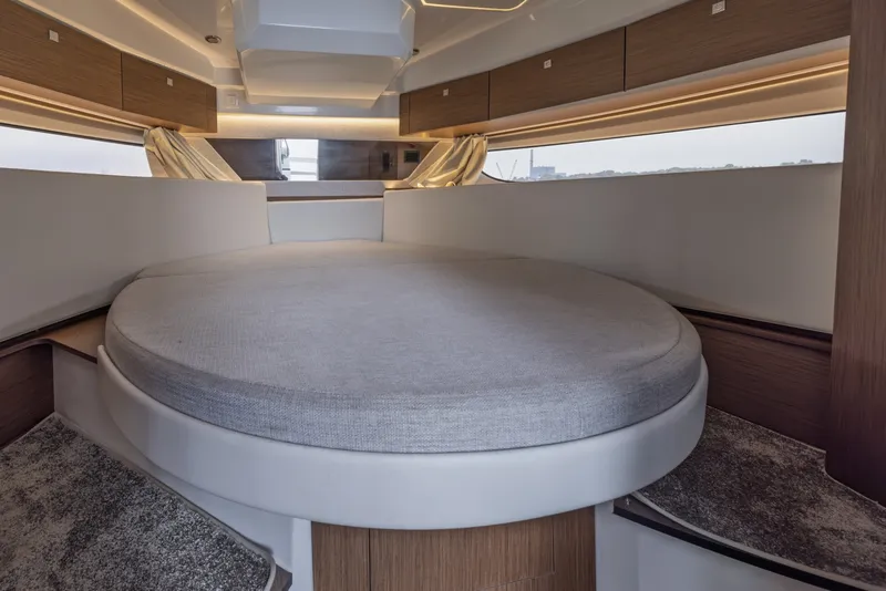 Slide: The Image of Jeanneau NC 1095 Weekender 2023 - 6823787