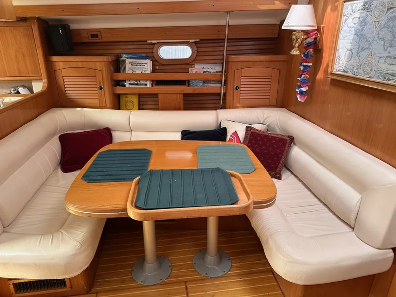 Slide: The Image of Catalina 470 2002 - 6017587