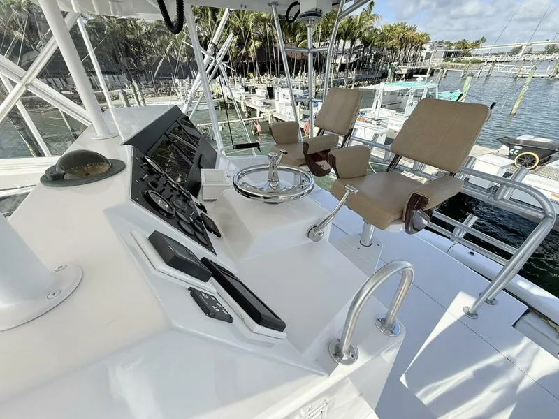 Slide: The Image of Viking 50 REEL LEGACY - Flybridge  1992 Viking 50 Convertible - REEL LEGACY  - 5983349