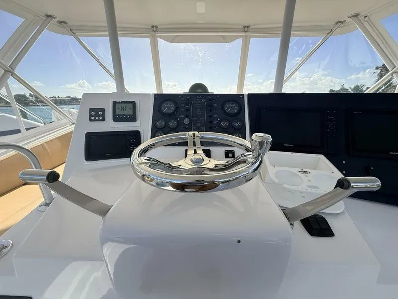 Slide: The Image of Viking 50 REEL LEGACY - Flybridge Electronics  1992 Viking 50 Convertible - REEL LEGACY  - 5983357