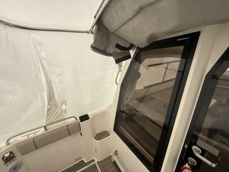 Slide: The Image of Cutwater C-24 2022 - 5992509