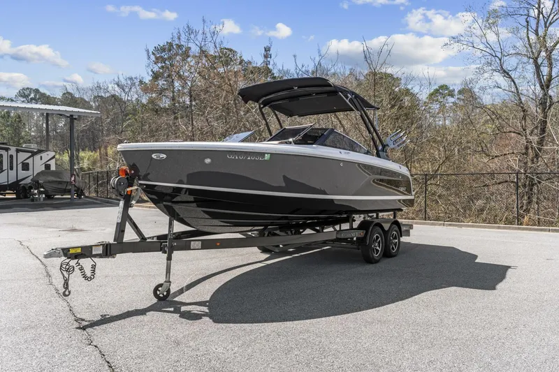 Slide: The Image of Cobalt CS23 Surf 2024 - 5983629