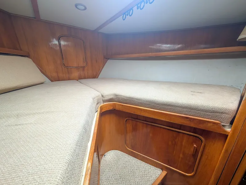 Slide: The Image of Tides Custom Carolina Express 1999 - 5983859