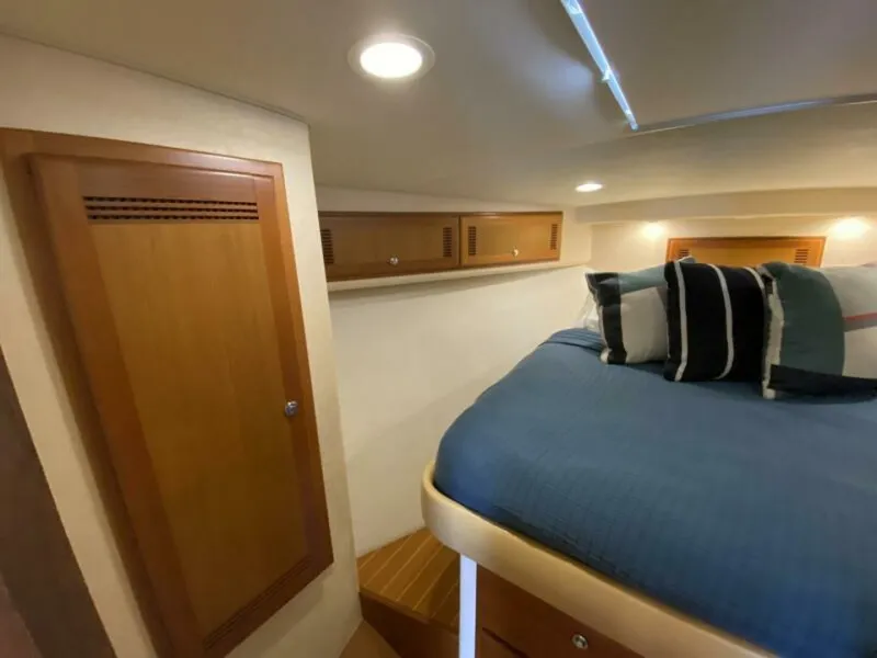 Slide: The Image of 2006 Cabo 40 Express - BUZZ CATCHER - 5983984