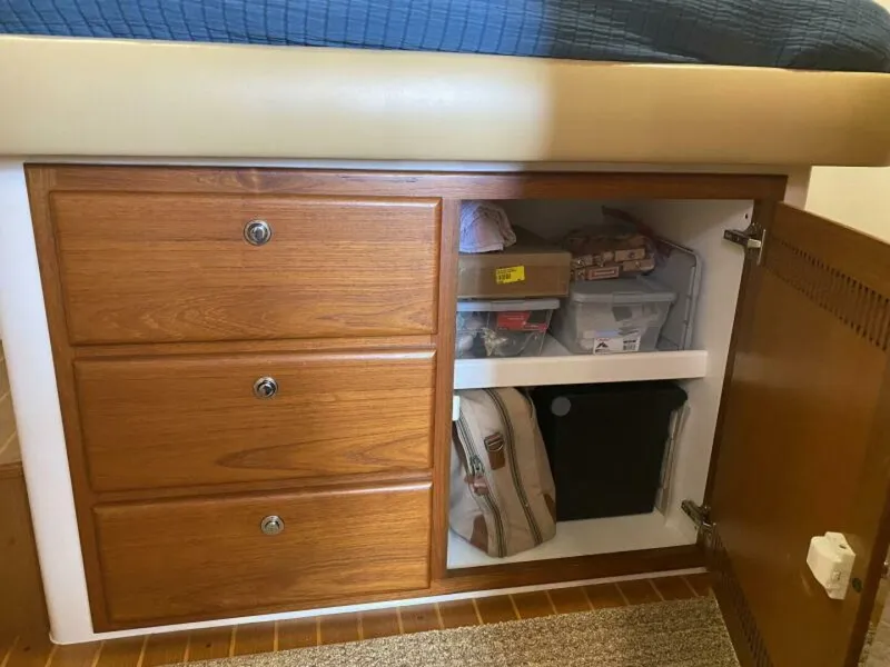 Slide: The Image of 2006 Cabo 40 Express - BUZZ CATCHER - 5983987