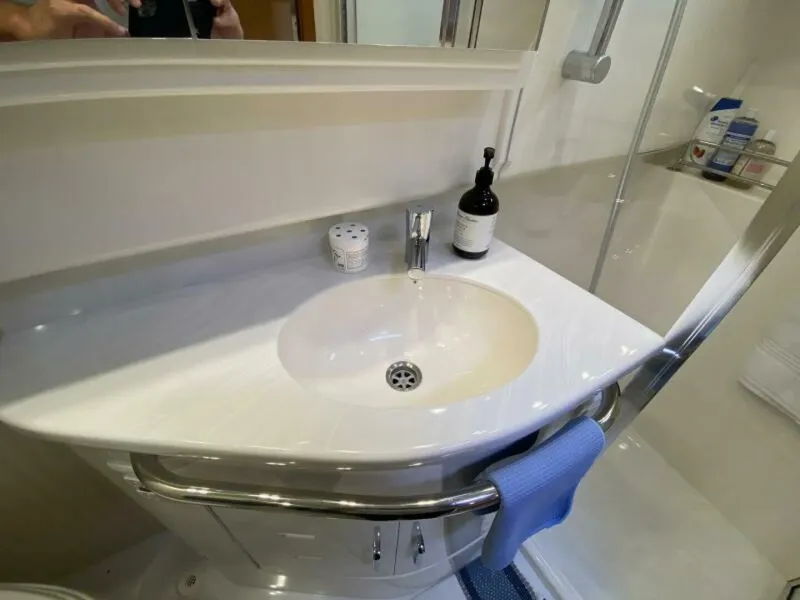 Slide: The Image of 2006 Cabo 40 Express - BUZZ CATCHER - 5983990