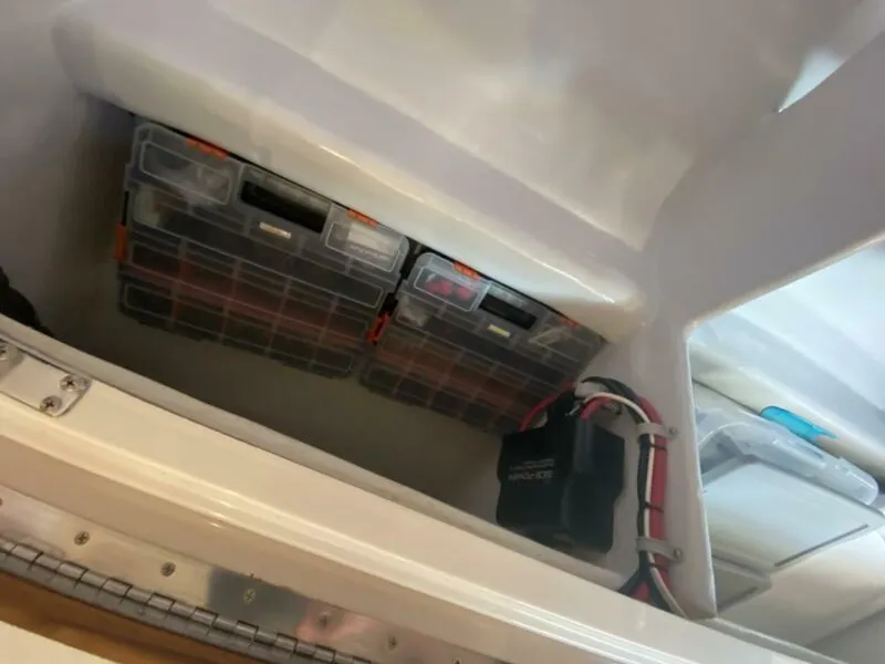 Slide: The Image of 2006 Cabo 40 Express - BUZZ CATCHER - 5983994