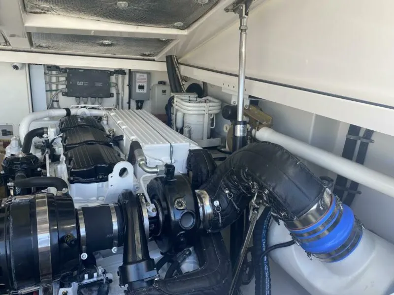 Slide: The Image of 2006 Cabo 40 Express - BUZZ CATCHER - 5984009