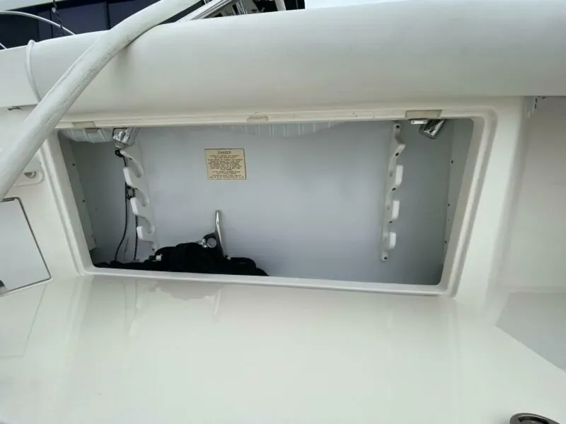 Slide: The Image of 2006 Cabo 40 Express - BUZZ CATCHER - 5984022