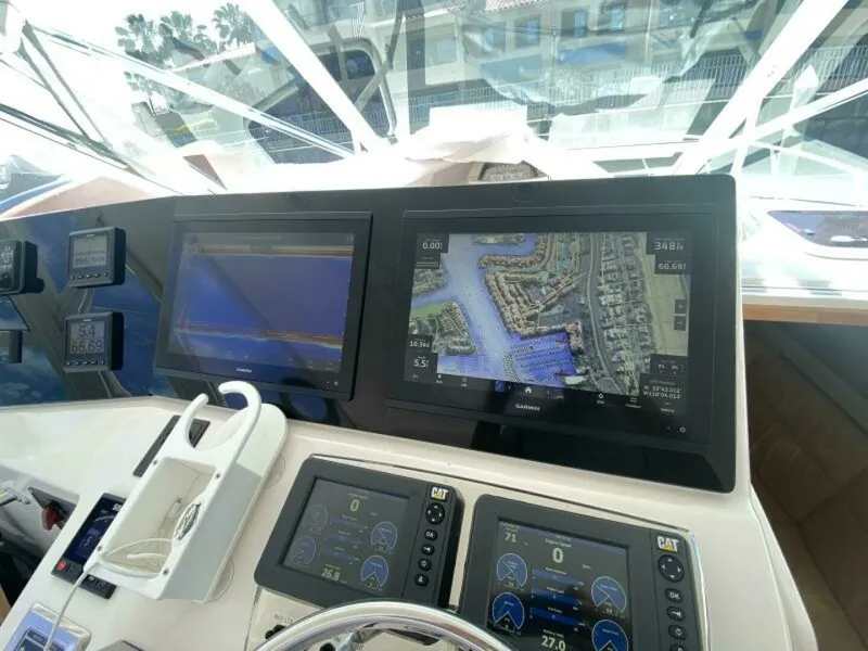Slide: The Image of 2006 Cabo 40 Express - BUZZ CATCHER - 6421679