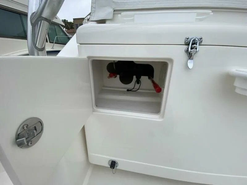 Slide: The Image of 2006 Cabo 40 Express - BUZZ CATCHER - 5984023