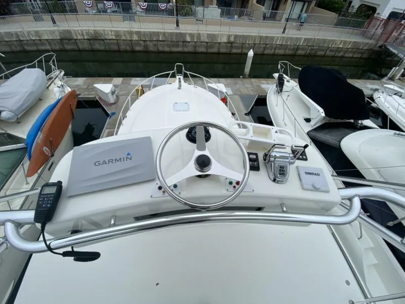 Slide: The Image of 2006 Cabo 40 Express - BUZZ CATCHER - 5984029