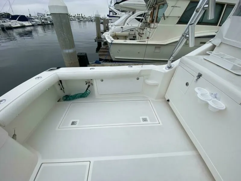 Slide: The Image of 2006 Cabo 40 Express - BUZZ CATCHER - 6421700