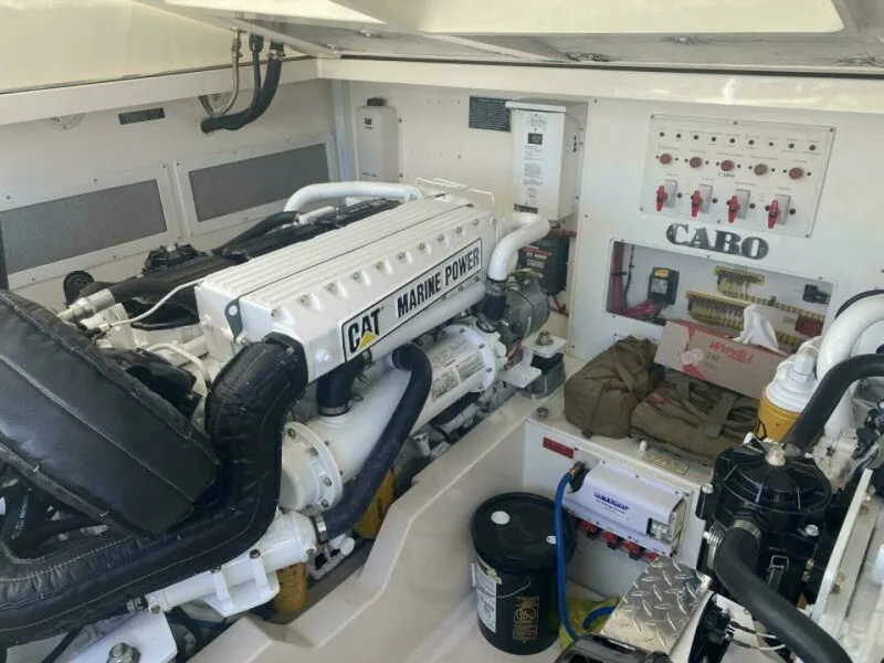 Slide: The Image of 2006 Cabo 40 Express - BUZZ CATCHER Engine Room - 6421687