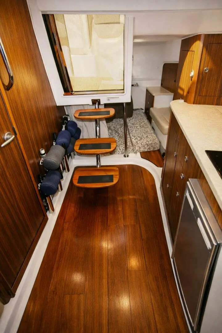 Slide: The Image of Pursuit OS 345 Offshore 2016 - 5986960