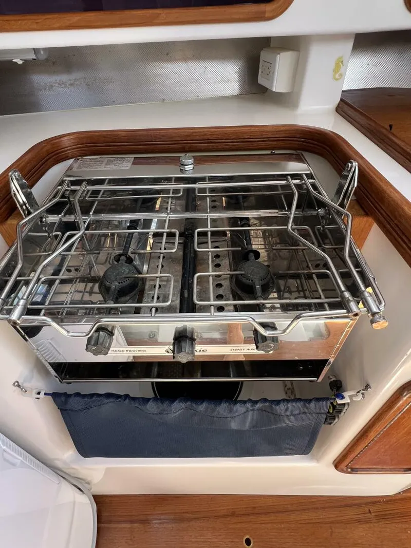 Slide: The Image of Sydney 32 2002 - 5984349