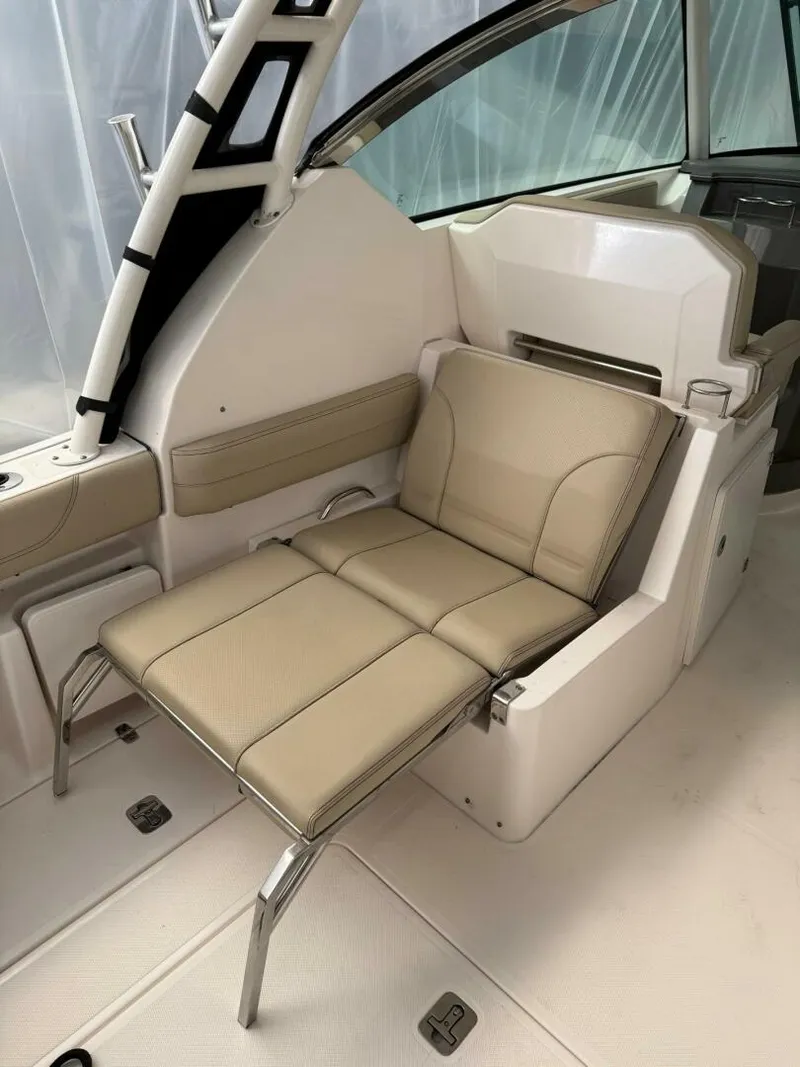 Slide: The Image of Port side lounge - 5984754