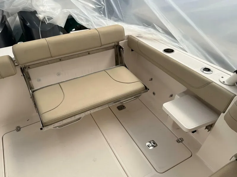 Slide: The Image of Foldaway transom seat - 5984670