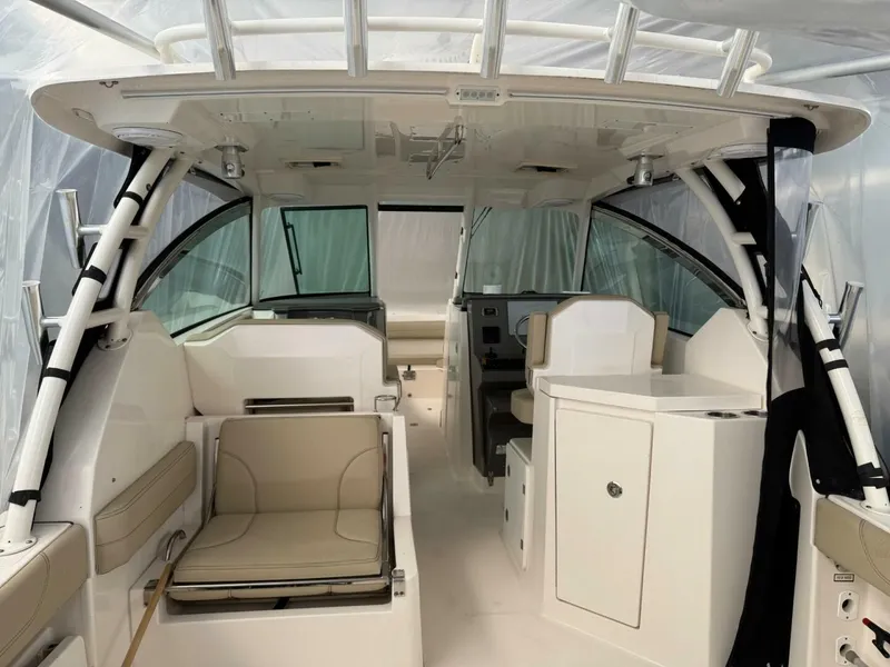 Slide: The Image of cockpit forward  - 5984668