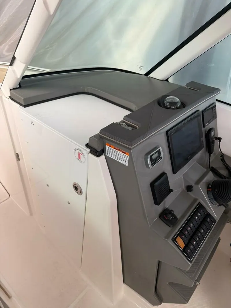 Slide: The Image of head access closed - 5984681