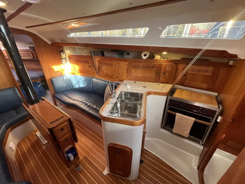 Slide: The Image of C&C 110 2005 - 6028784