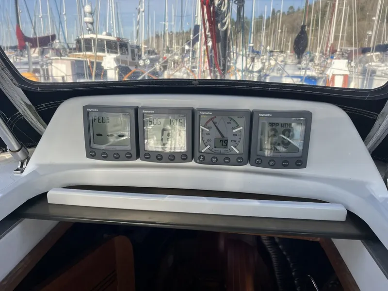 Slide: The Image of C&C 110 2005 - 6028813