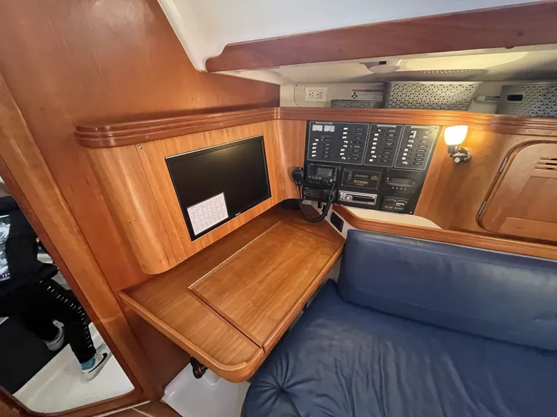 Slide: The Image of C&C 110 2005 - 6028782