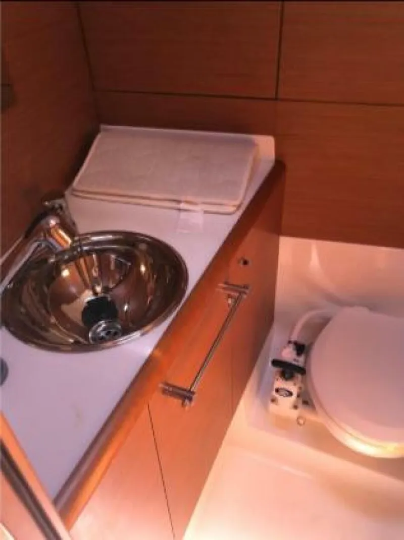 Slide: The Image of Jeanneau 419 2017 - 5984474