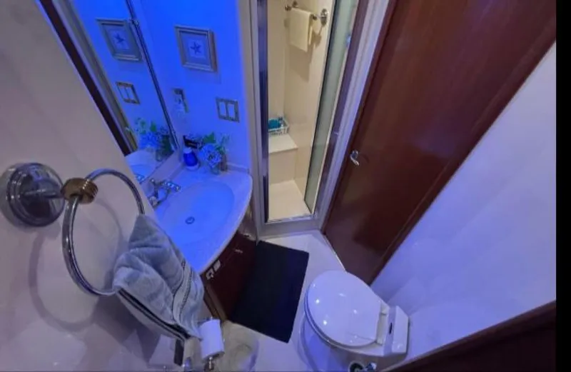 Slide: The Image of Carver Yachts 530 Voyager 1998 - 5984548