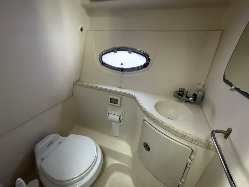 Slide: The Image of Regal 2860 Window Express 2006 - 5984622