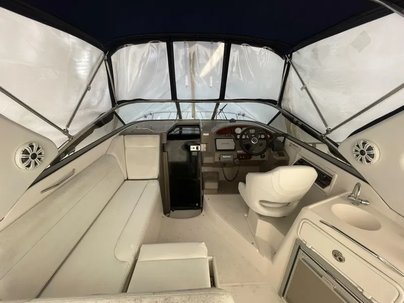 Slide: The Image of Regal 2860 Window Express 2006 - 5984612