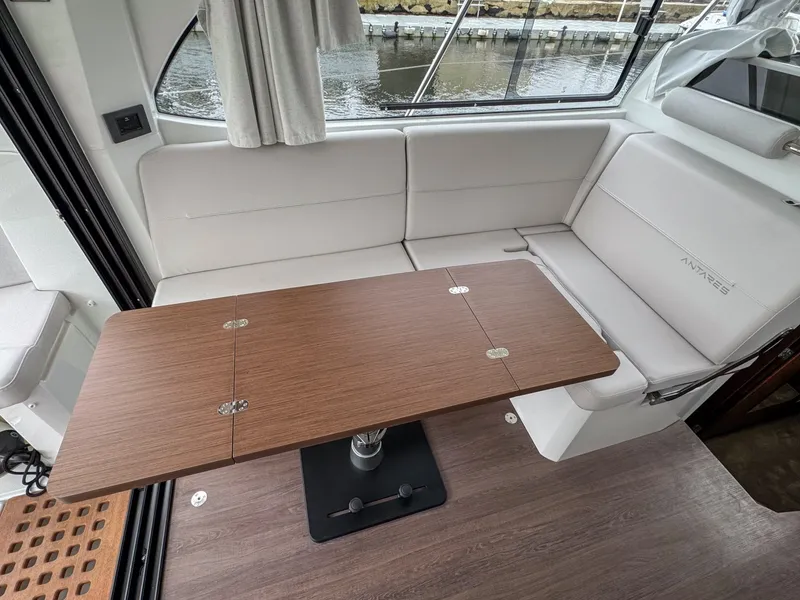 Slide: The Image of Beneteau Antares 11 2026 - 6008966