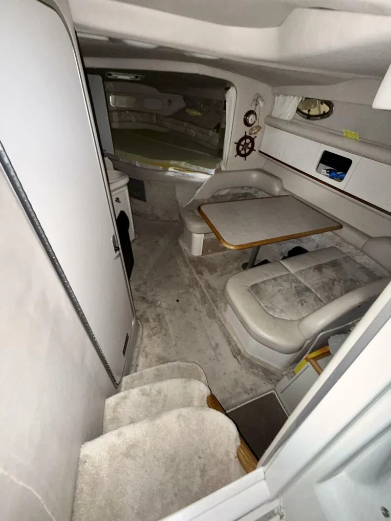 Slide: The Image of Sea Ray 33 1996 - 5984644