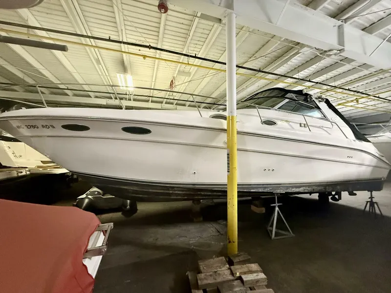 Slide: The Image of Sea Ray 33 1996 - 5984638