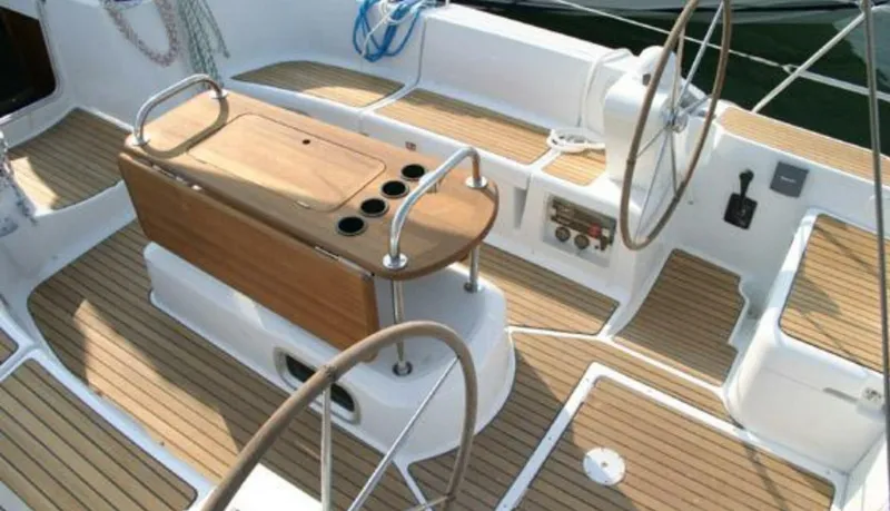 Slide: The Image of Jeanneau 45 2006 - 5984658