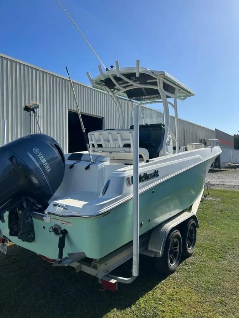 Slide: The Image of Wellcraft 222 Fisherman 2021 - 5985077