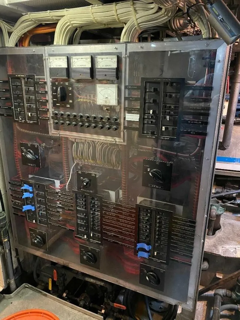 Slide: The Image of Burger 80 Motor Yacht 1988 - 5984704