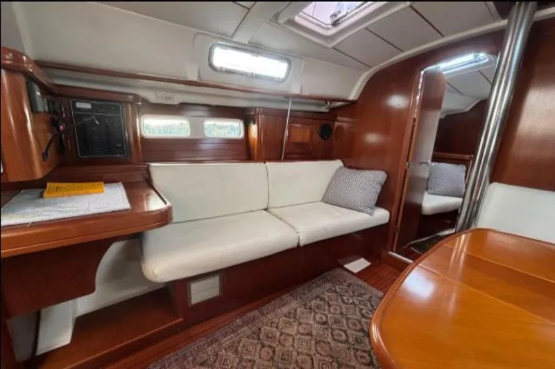 Slide: The Image of Beneteau 411 2002 - 5984942