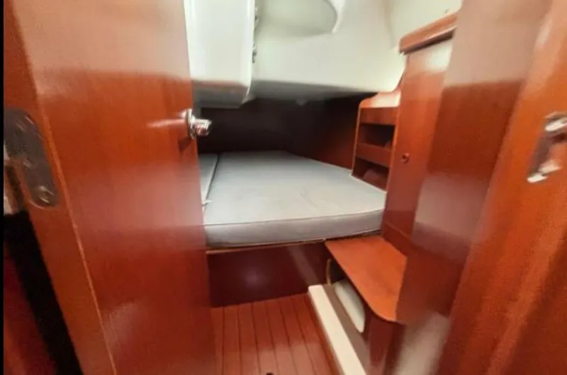 Slide: The Image of Beneteau 411 2002 - 5984915