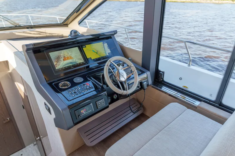 Slide: The Image of Cruisers 50 FLY 2026 - 6069095