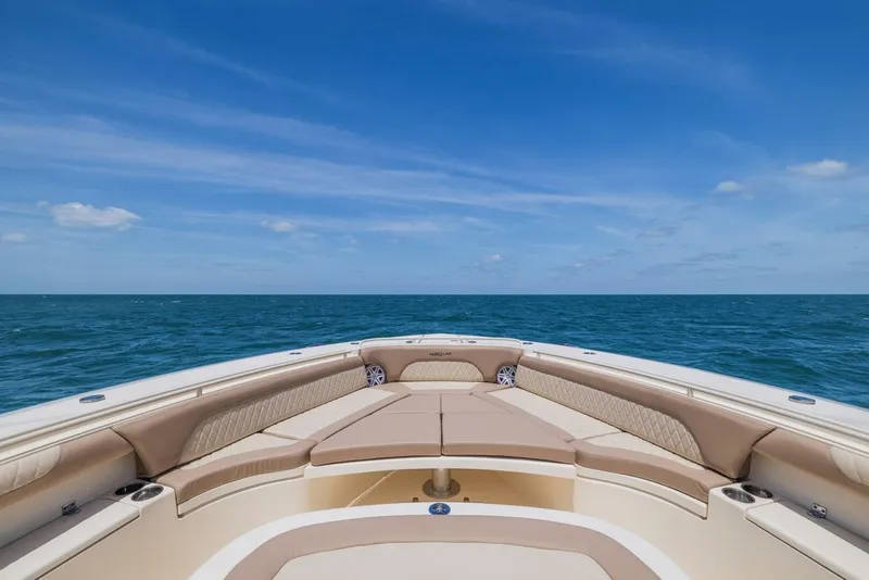 Slide: The Image of Scout 420 LXF 2016 - 5990237